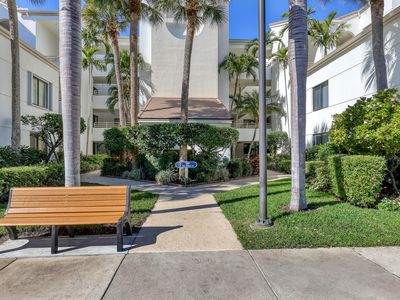 945 Oak Harbour Drive #945