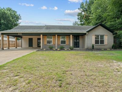 906 Arlington Dr
