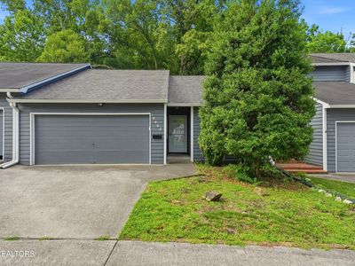 10464 Laura Lee Ln