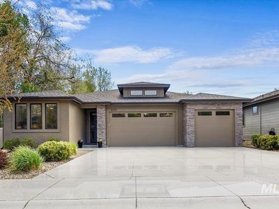 6179 W Ina Dr