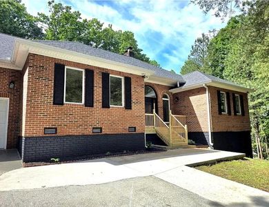 502 Shire Ct
