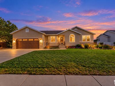 178 E Olive Berry Ln