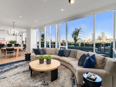 380 Harrison Ave #12J