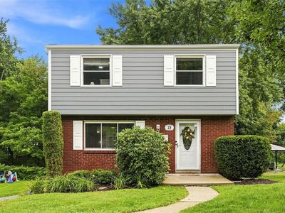 23 Pioneer Ave