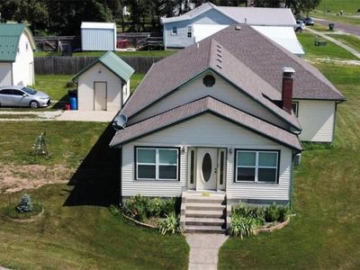301 Walnut St