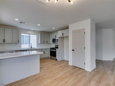 9855 Ashton Pines Ct