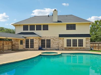 1207 Peregrine Dr