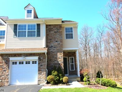 9 Pembrook Ln