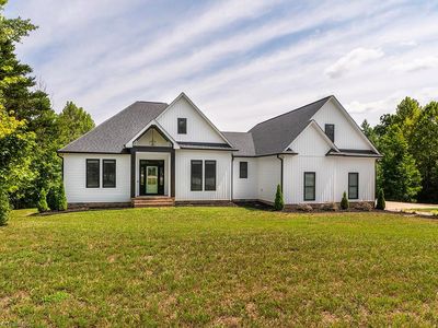 1805 Merritt Trl