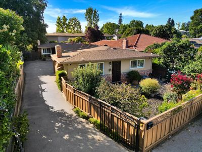 124 Oakwood Dr