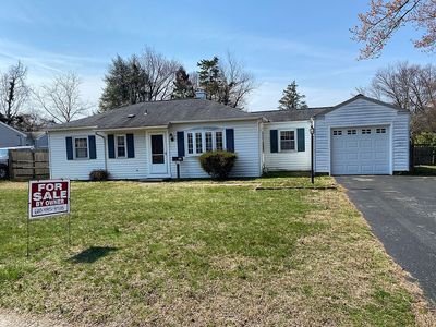 108 Manor Rd