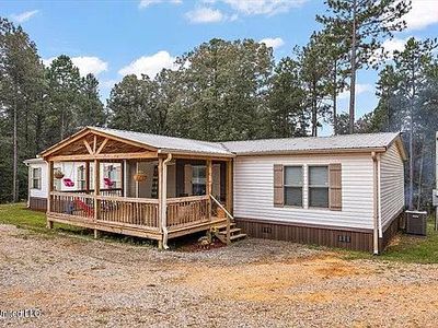 1015 Jolly Rd