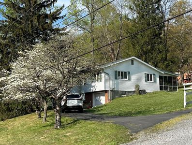 1 Herrington Manor Dr