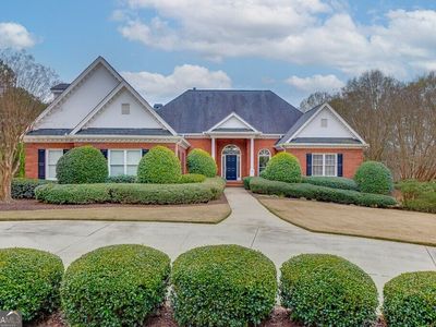 5685 Golf Club Dr