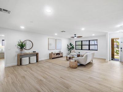 2538 SW 13th Court