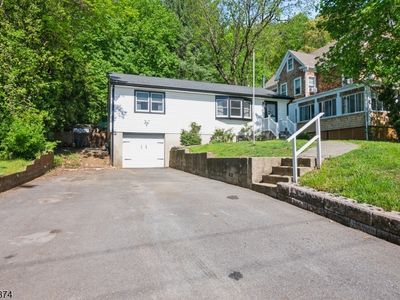 50 Lackawanna Ave