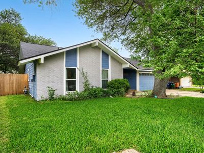 5107 Suburban Dr