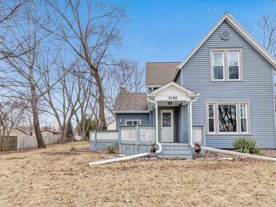 2196 South BROADWAY STREET