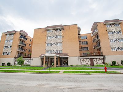 1633 River St APT 2A