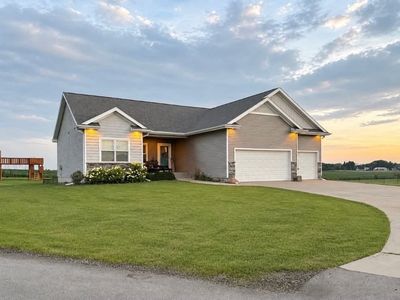 130 Lake Shore Dr
