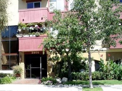 2805 E 3rd St APT 20