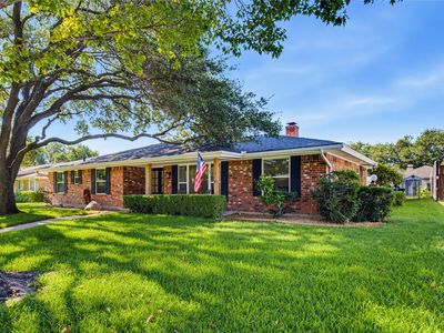4273 Barcelona Dr