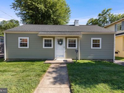 16 Haws Ln