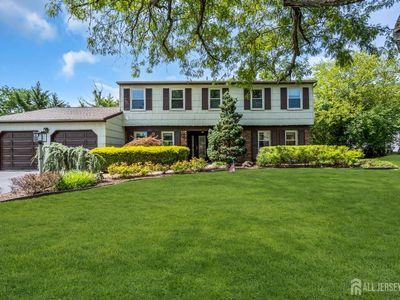 4 Dennison Pl
