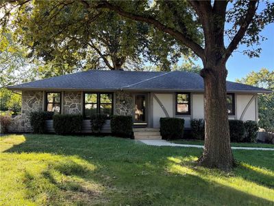 Property at 7920 N Euclid Ave, Gladstone, MO