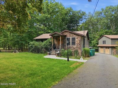 185 Laurel Cir