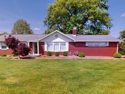 1524 W State Road 56