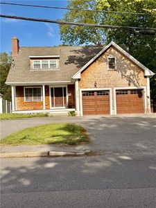 571 Fruit Hill Ave