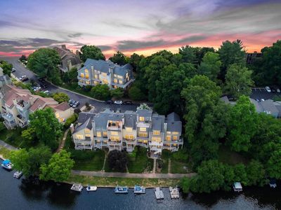 11103 Lake Chapel Ln