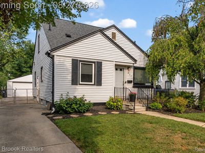 807 N Vermont Ave