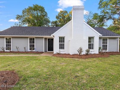 24 Village Dr