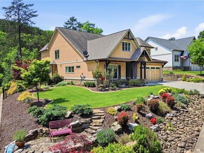 114 Sunset Peak Ct