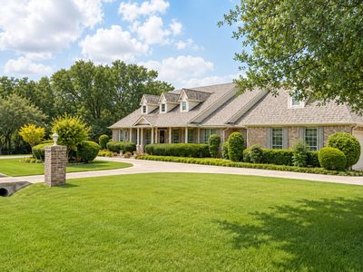 710 Glenwood Cir