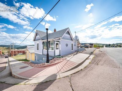 238 E Eaton Ave