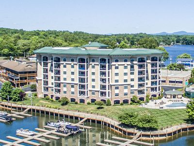 100 Bridgewater Pointe Pl Unit 102