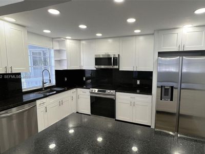 1020 Meridian Ave APT 201