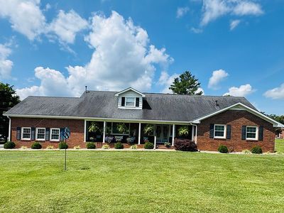 Property at 204 Cardinal Dr, Greensburg, KY