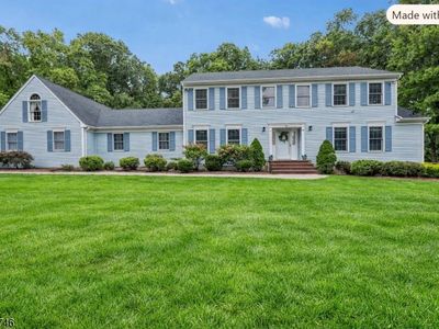 12 Hemlock Ln