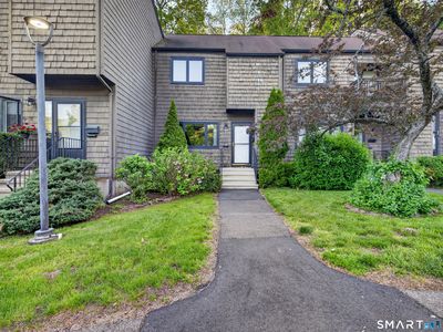 Property at 46 Hampton Park #46, Branford, CT