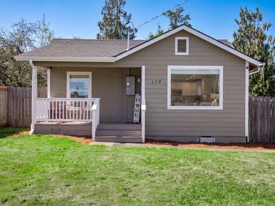 328 9th Ave