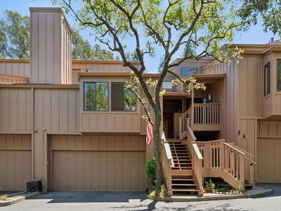 12 Elegant Tern Road