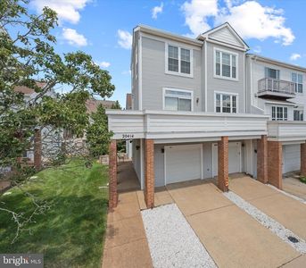 Property at 20414 Cool Fern Sq, Ashburn, VA