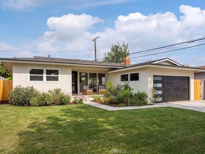 3337 Iroquois Ave