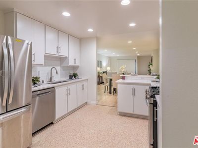 1940 N Highland Ave APT 42