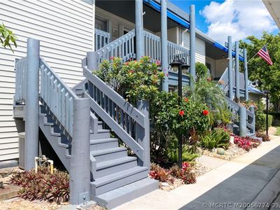 1585 NE Beacon Dr APT 1107