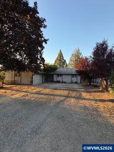 1135 Cedar Ln